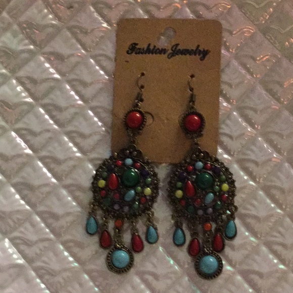 🌹NEW Bejeweled Colorful Statement Dangle Earrings Closet Must Have 🌹 - Picture 4 of 5